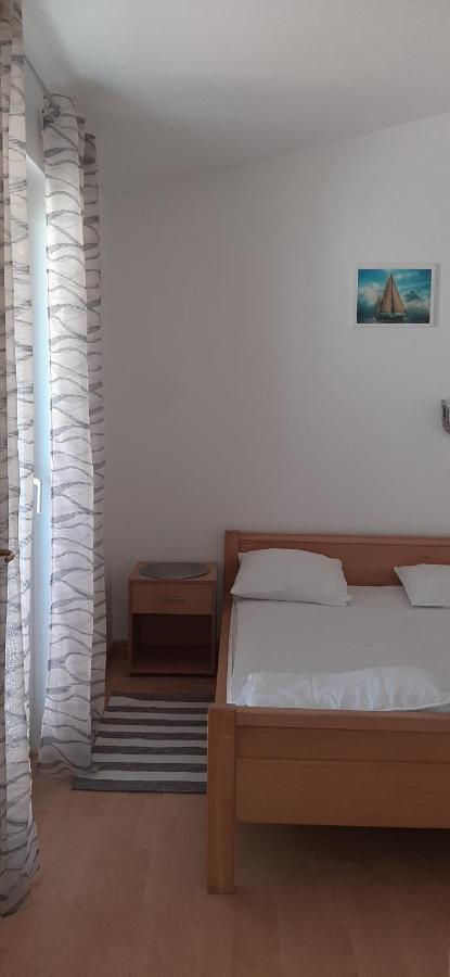 Villa Dobra Family Apartments Vir Eksteriør bilde