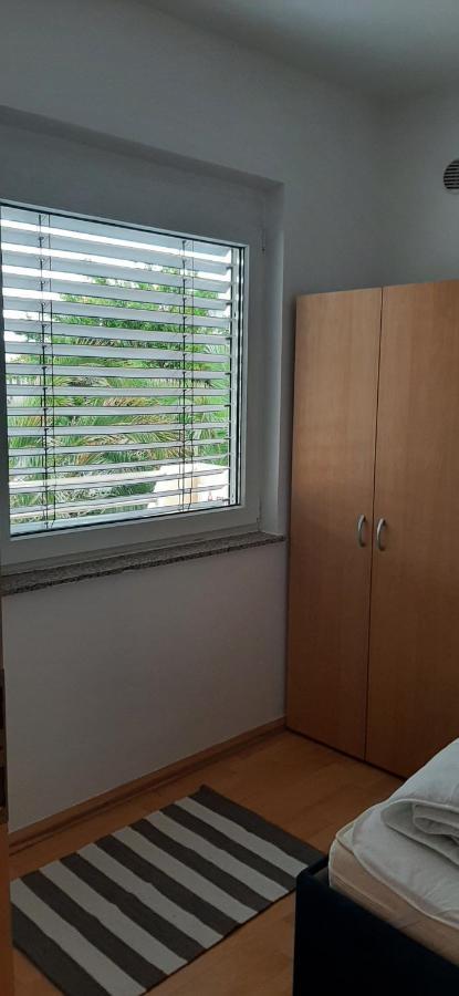 Villa Dobra Family Apartments Vir Eksteriør bilde